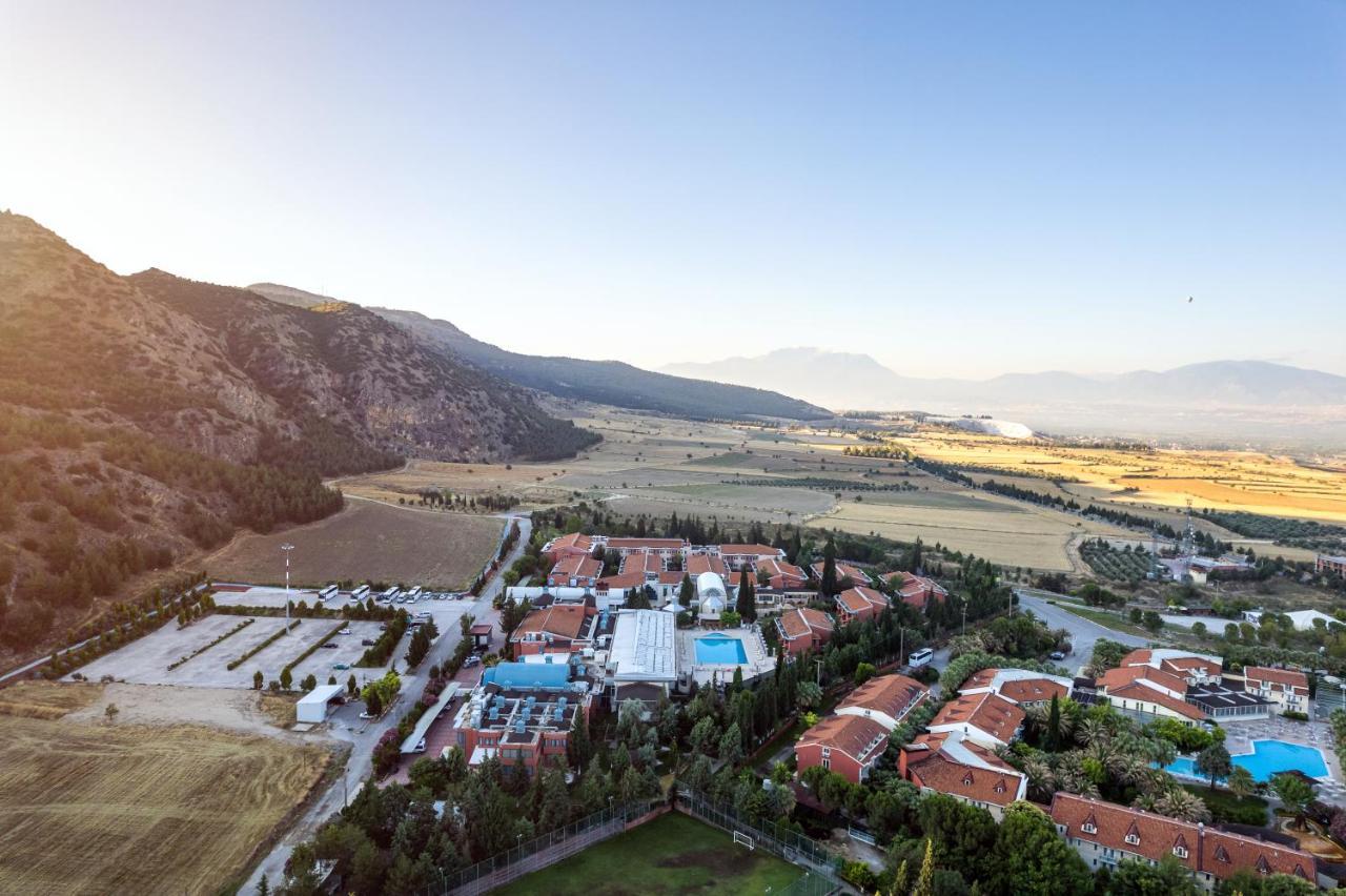 Spa Hotel Colossae Thermal Karahayit  Exterior foto Aerial view of the campus