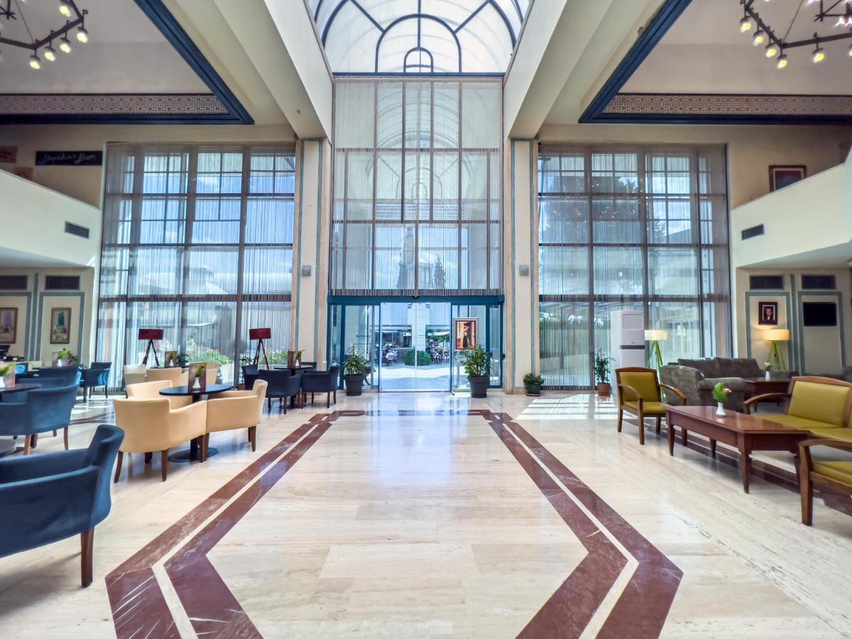 Spa Hotel Colossae Thermal Karahayit  Exterior foto Lobby