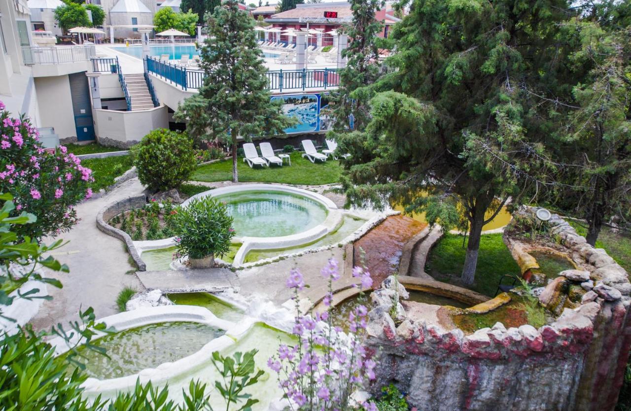 Spa Hotel Colossae Thermal Karahayit  Exterior foto The spa