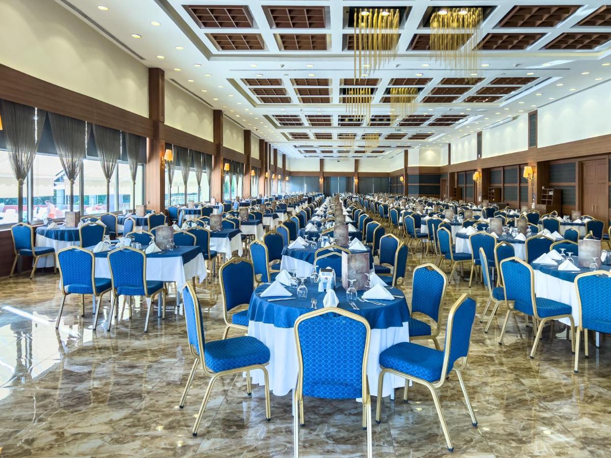Spa Hotel Colossae Thermal Karahayit  Exterior foto The restaurant at the airport